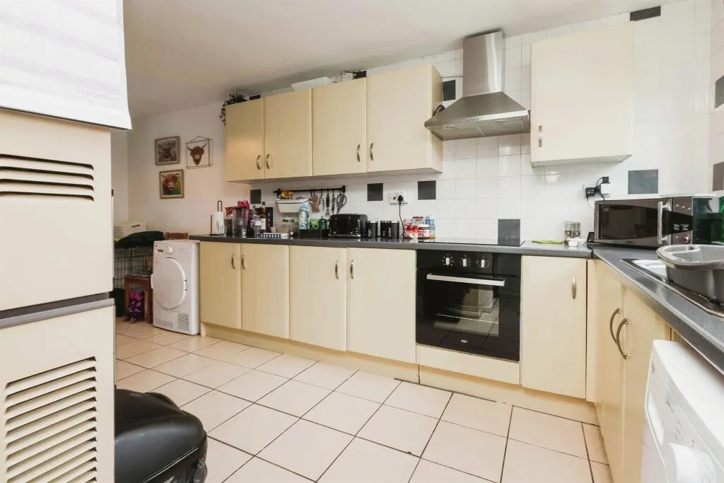 3 bed Terraced