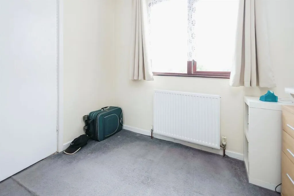 3 bed Terraced