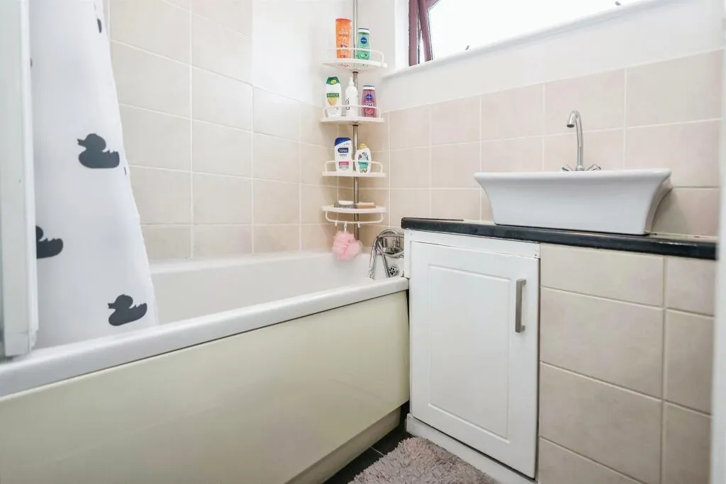 3 bed Terraced
