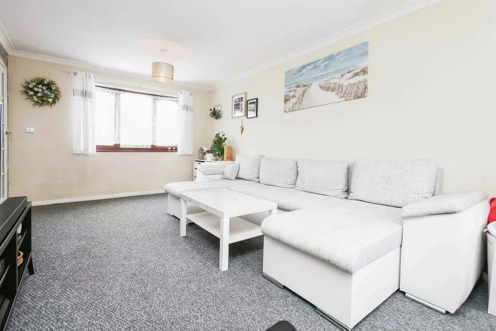3 bed Terraced