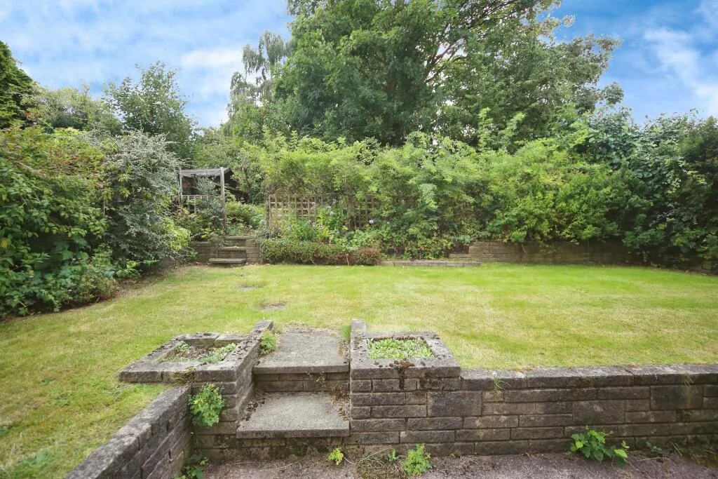 3 bed Semi-Detached