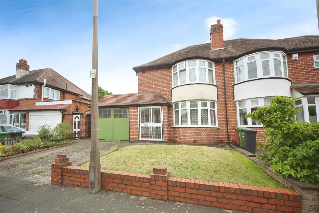 3 bed Semi-Detached