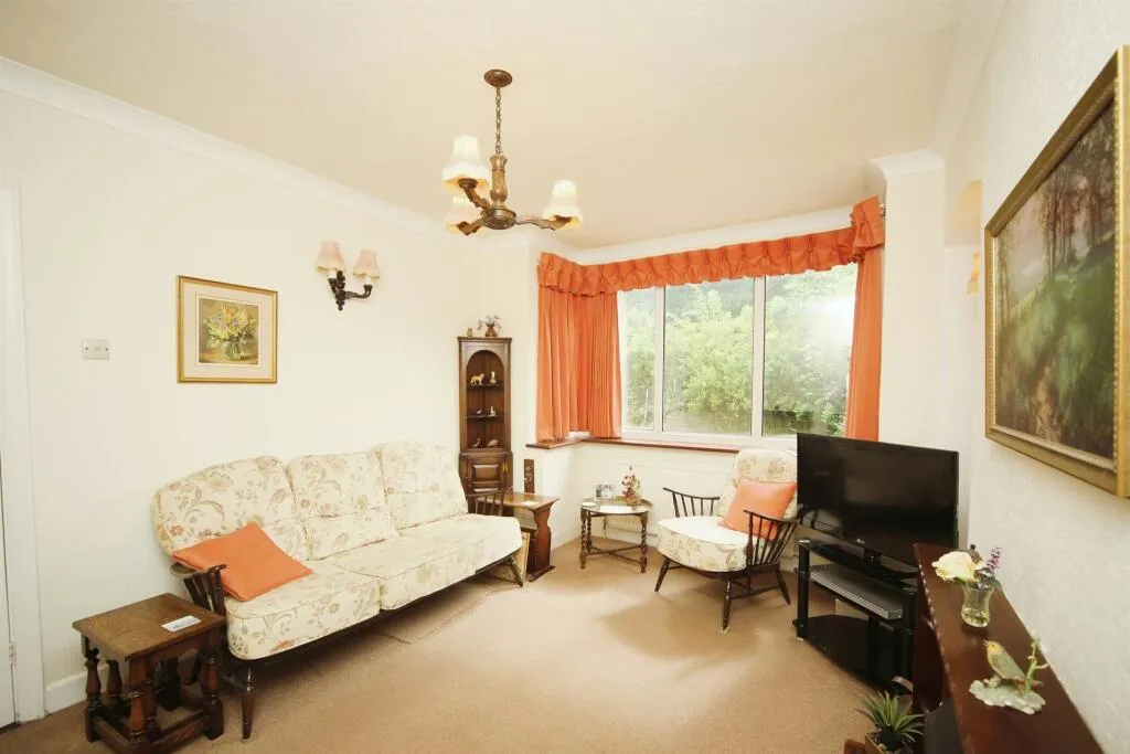 3 bed Semi-Detached