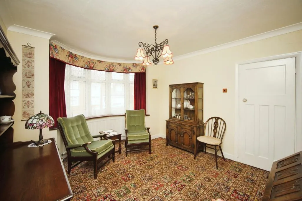 3 bed Semi-Detached
