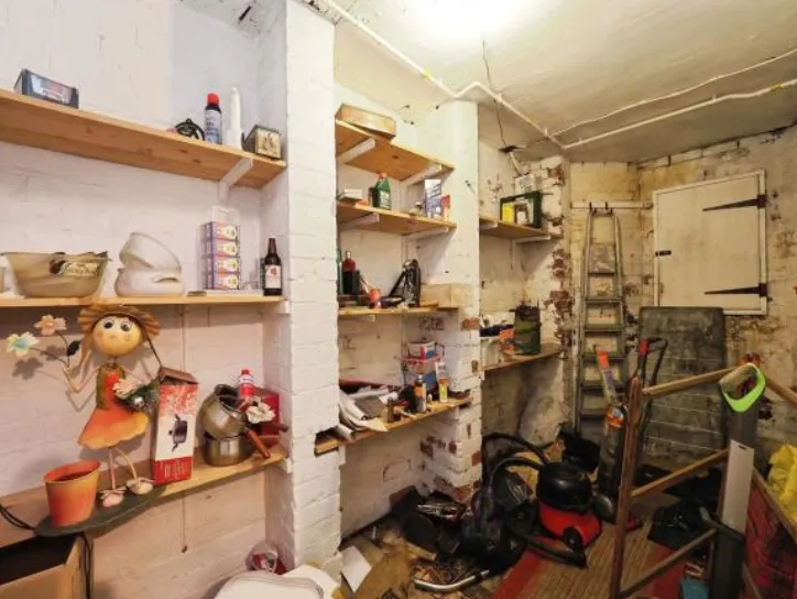 3 bed Terraced