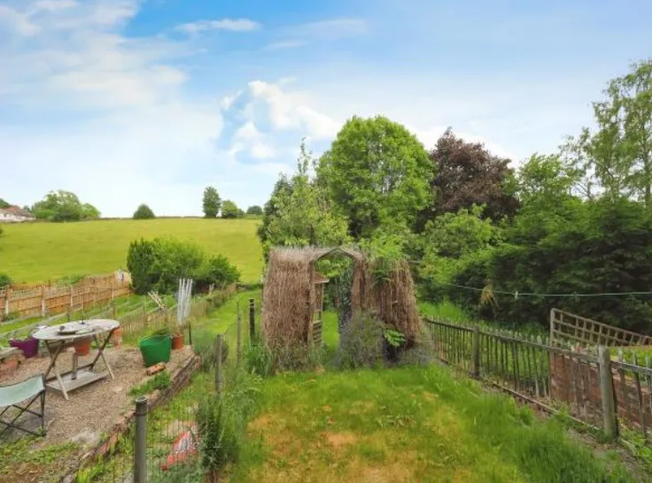 3 bed Terraced