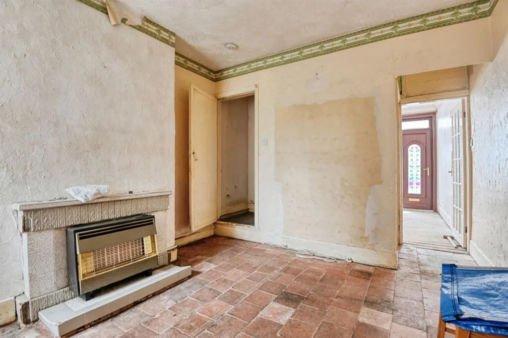 3 bed Terraced
