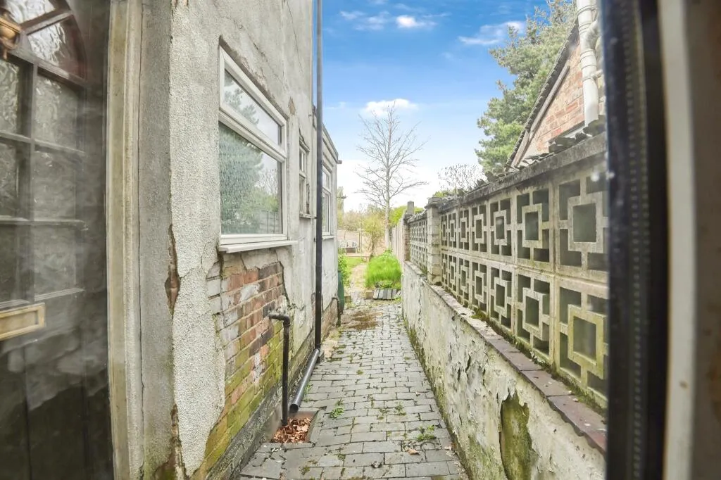 3 bed Terraced