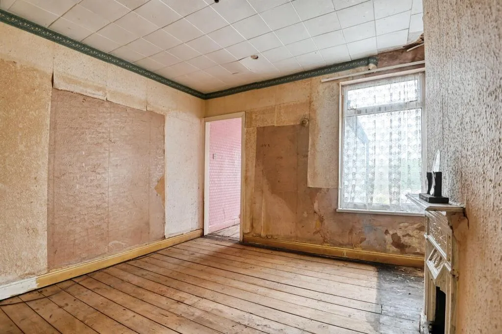 3 bed Terraced