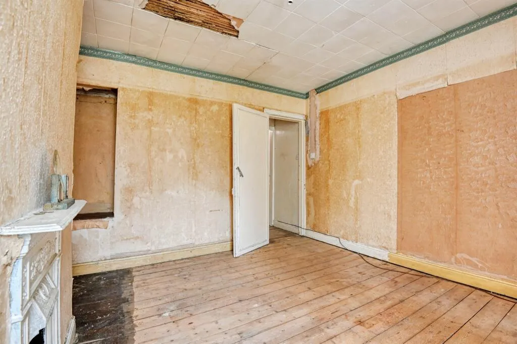 3 bed Terraced