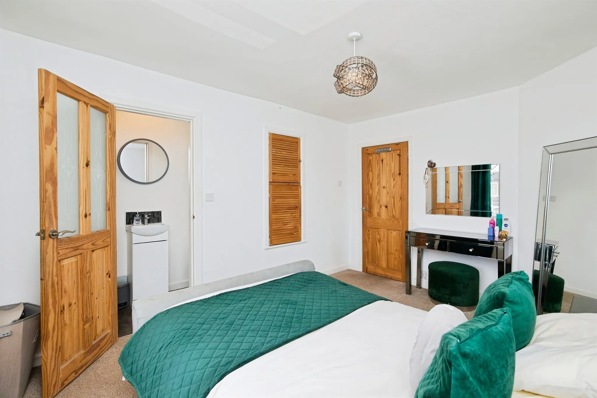 3 bed Semi-Detached