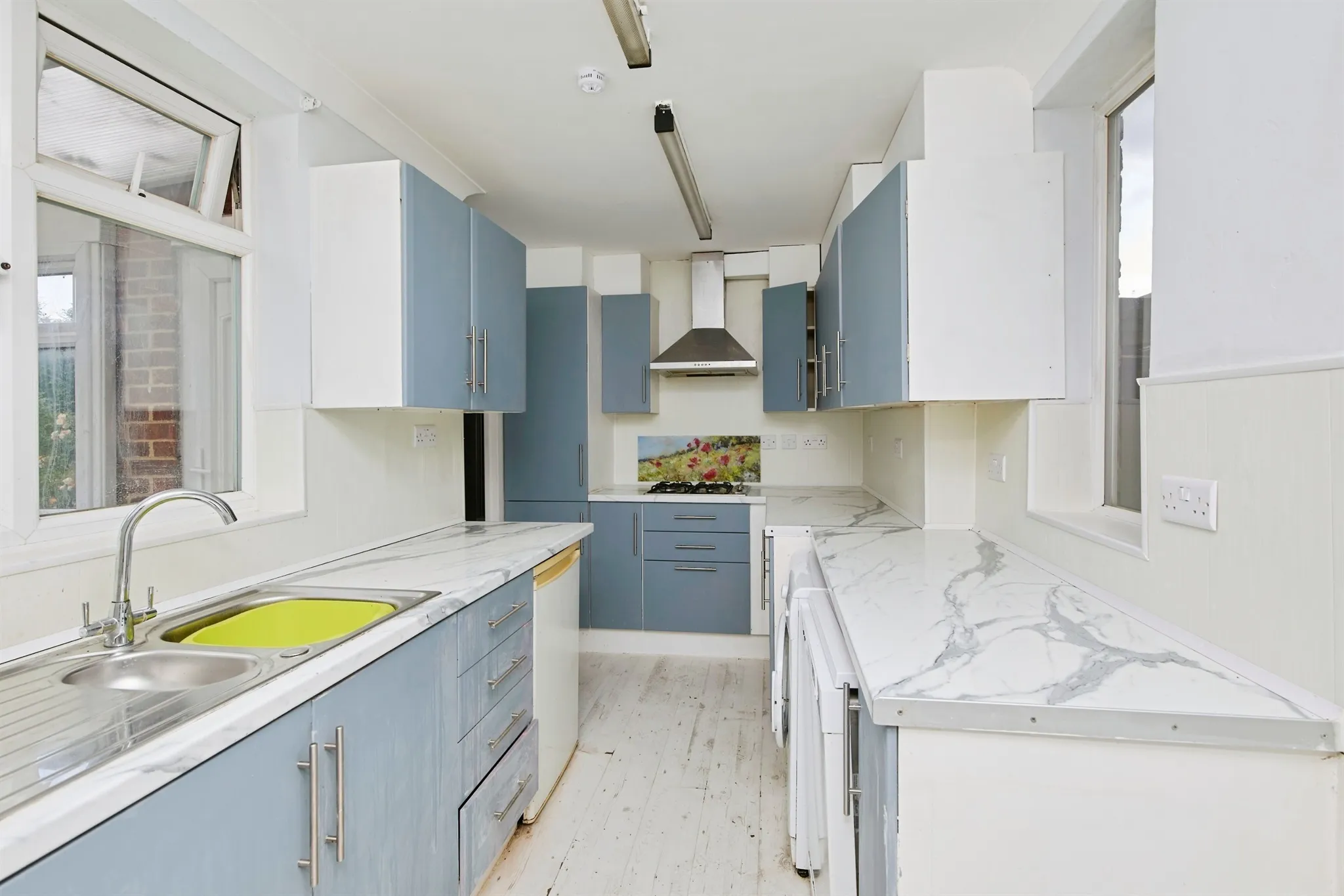 4 bed End of Terrace