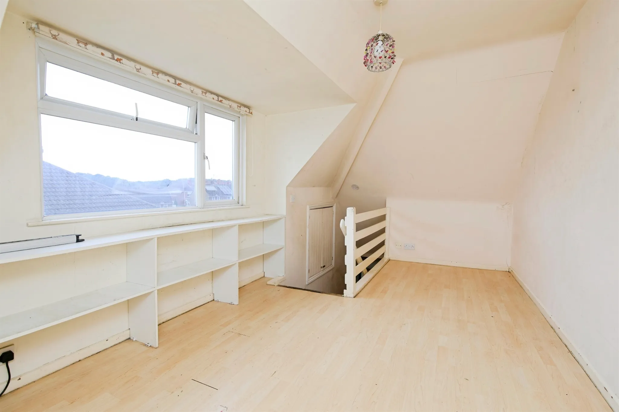 4 bed End of Terrace