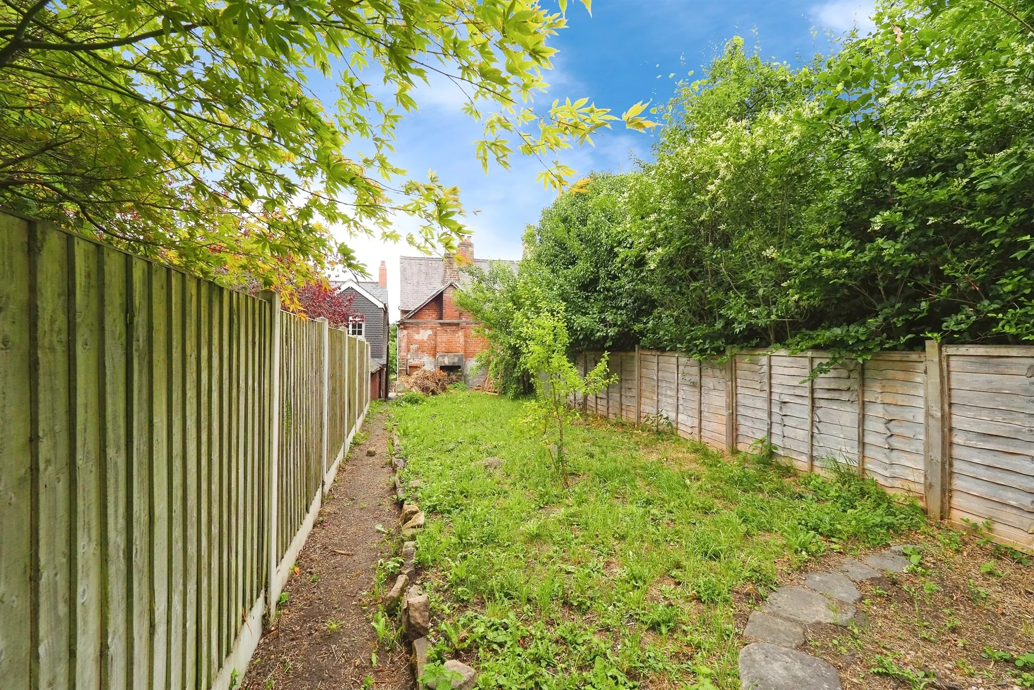 2 bed End of Terrace