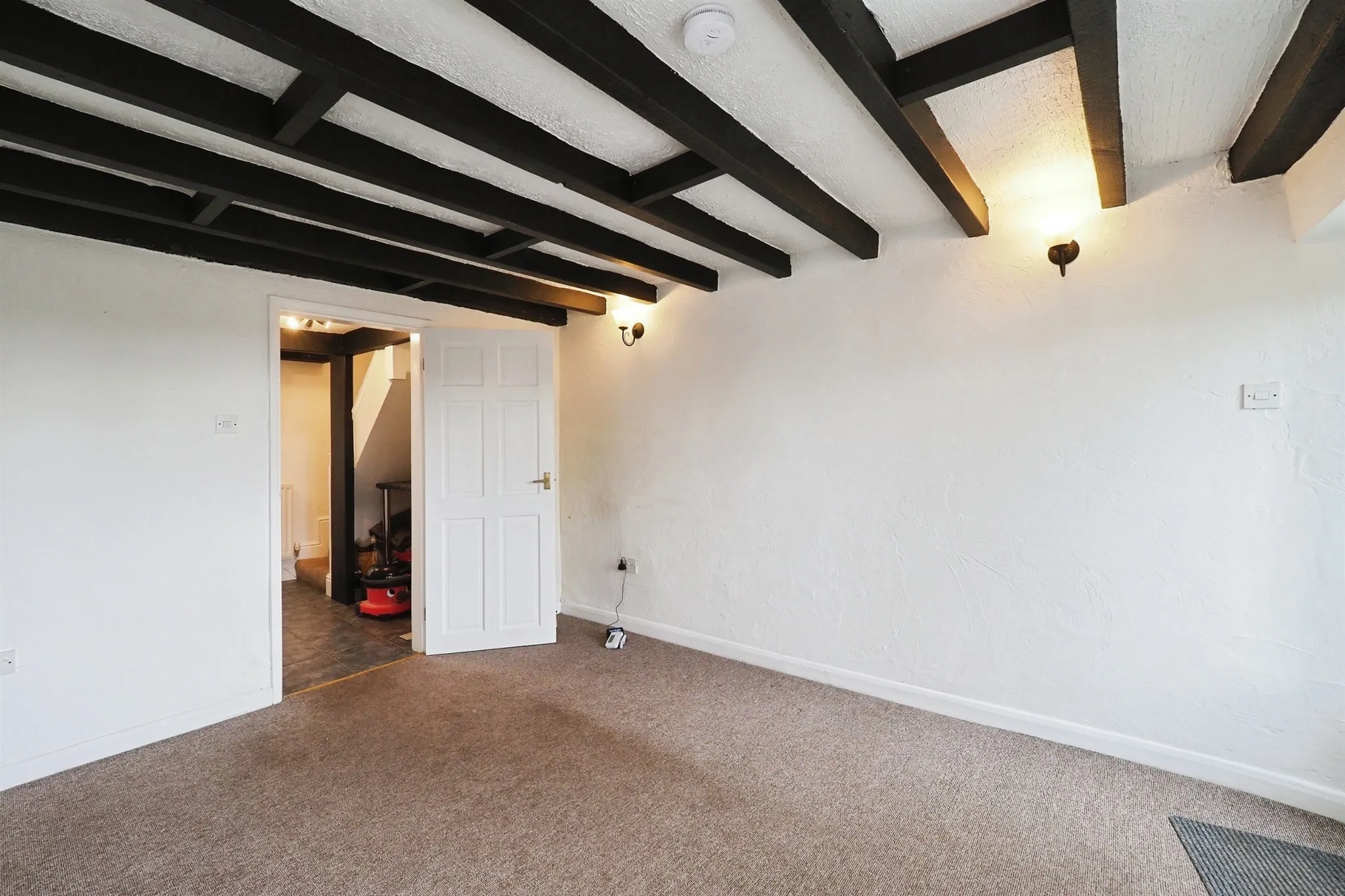 2 bed End of Terrace