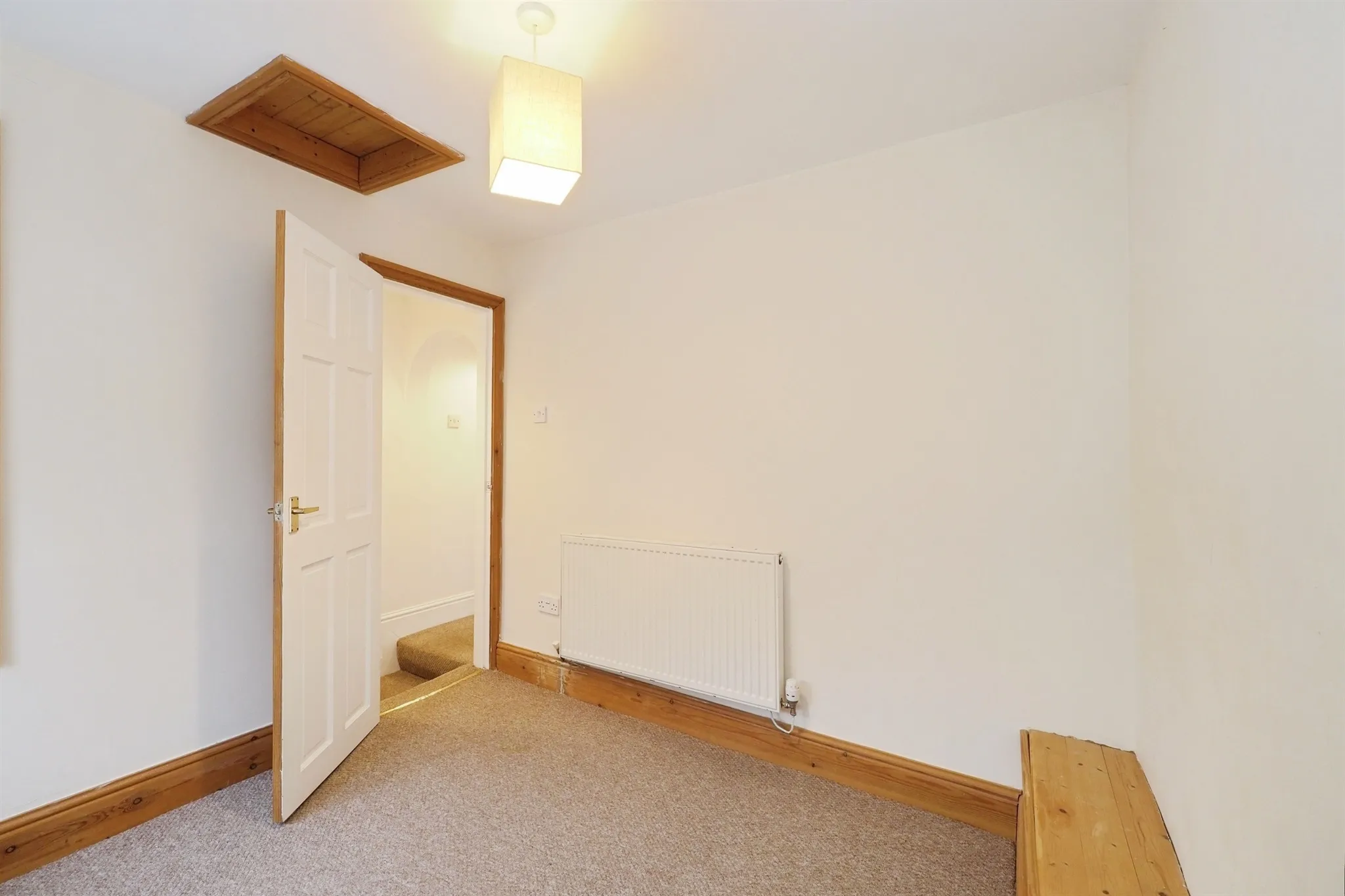 2 bed End of Terrace