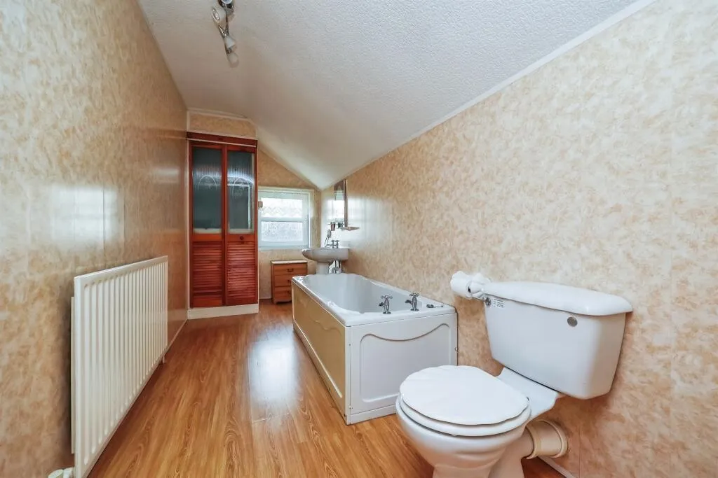 2 bed Terraced