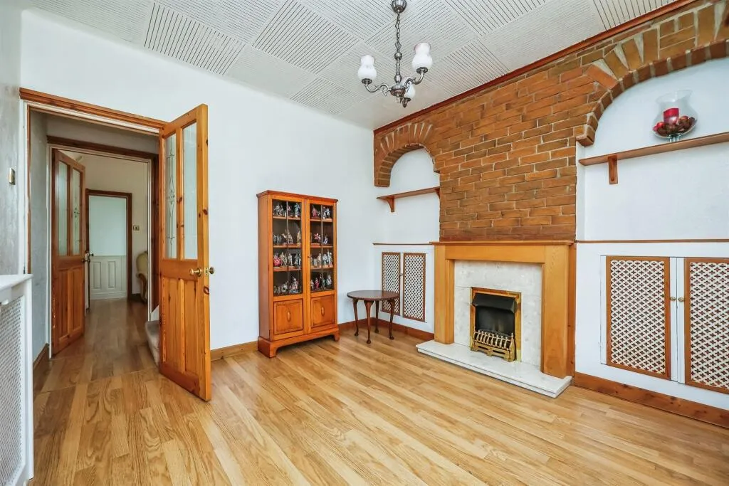 2 bed Terraced