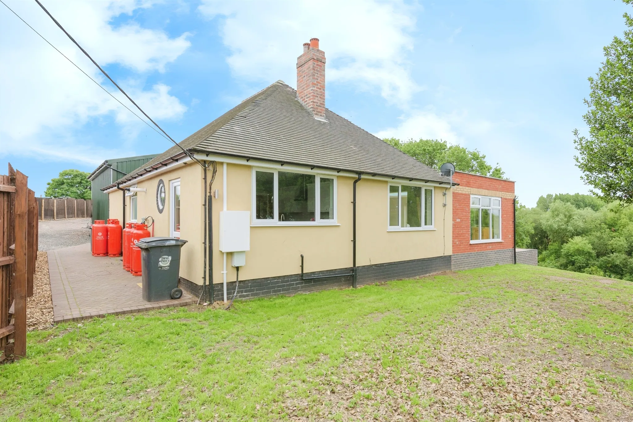 4 bed Detached