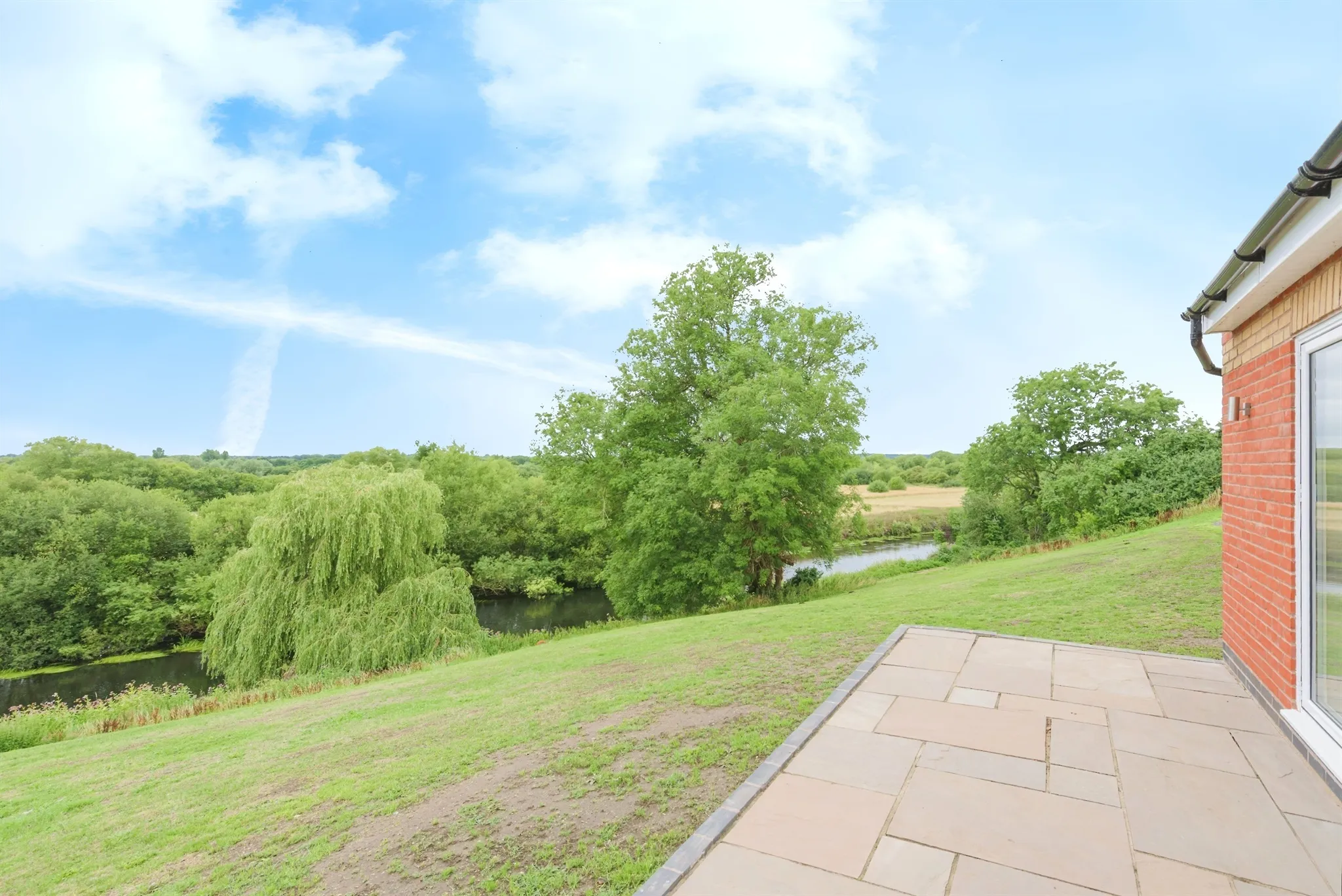 4 bed Detached