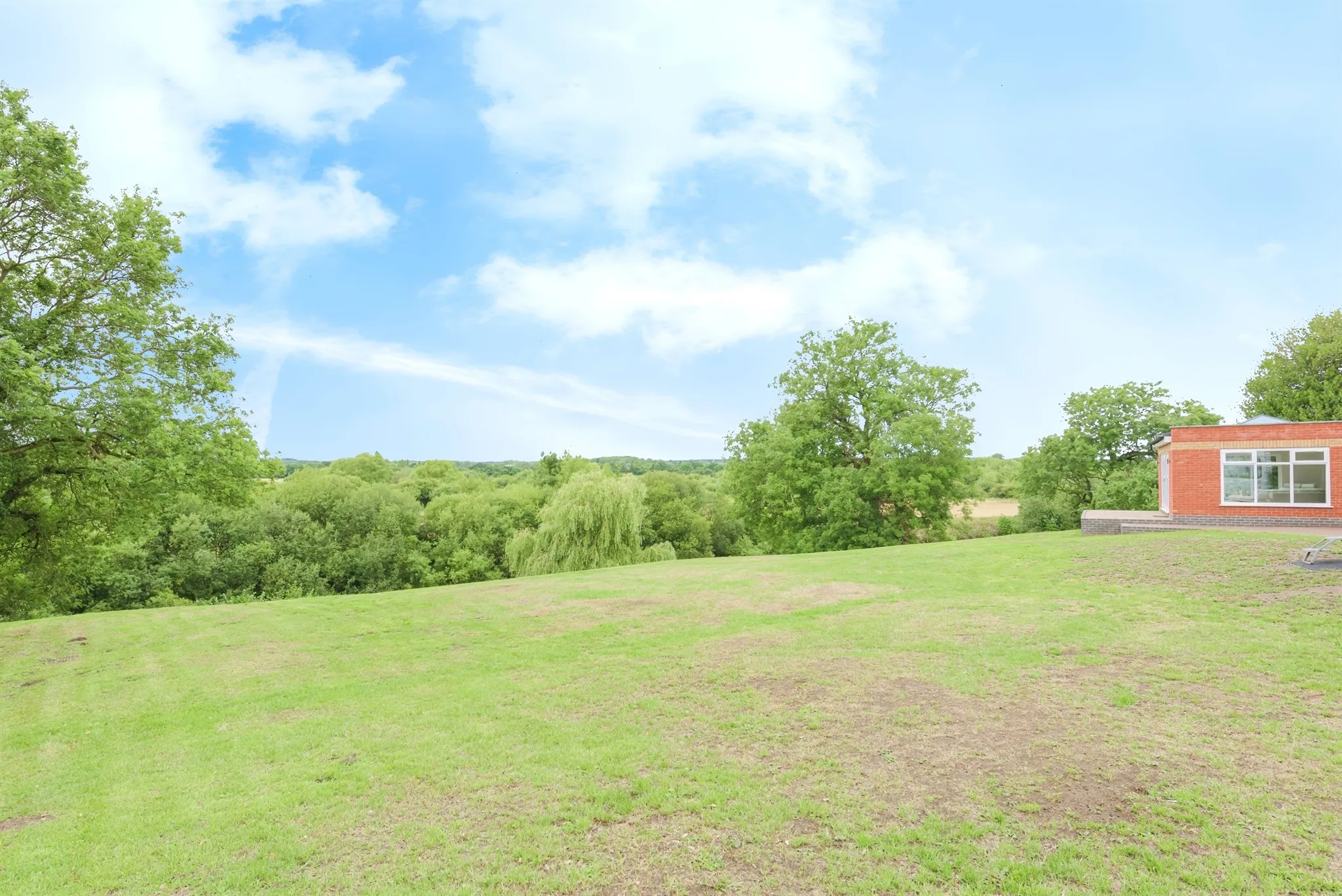 4 bed Detached