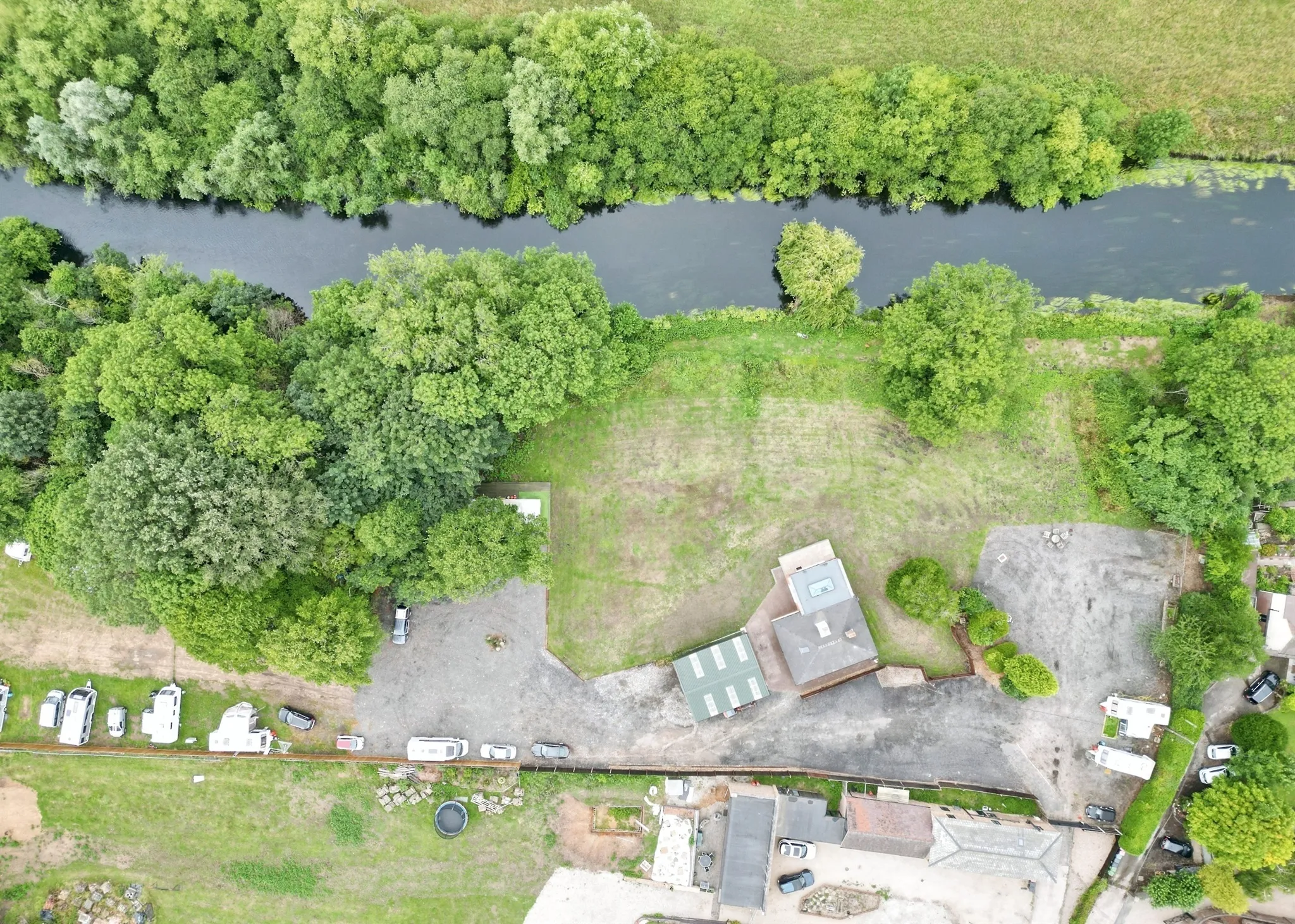 4 bed Detached