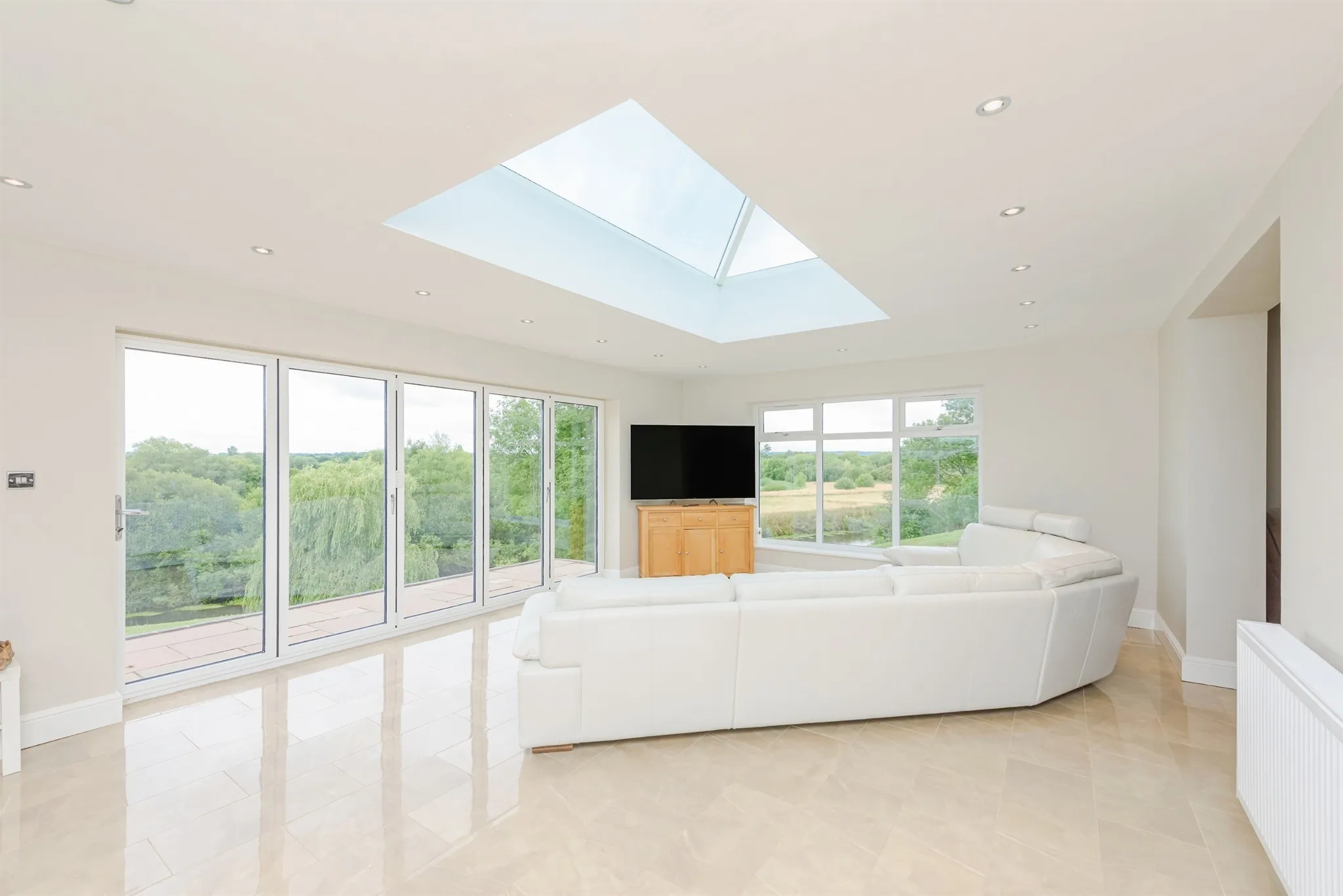 4 bed Detached