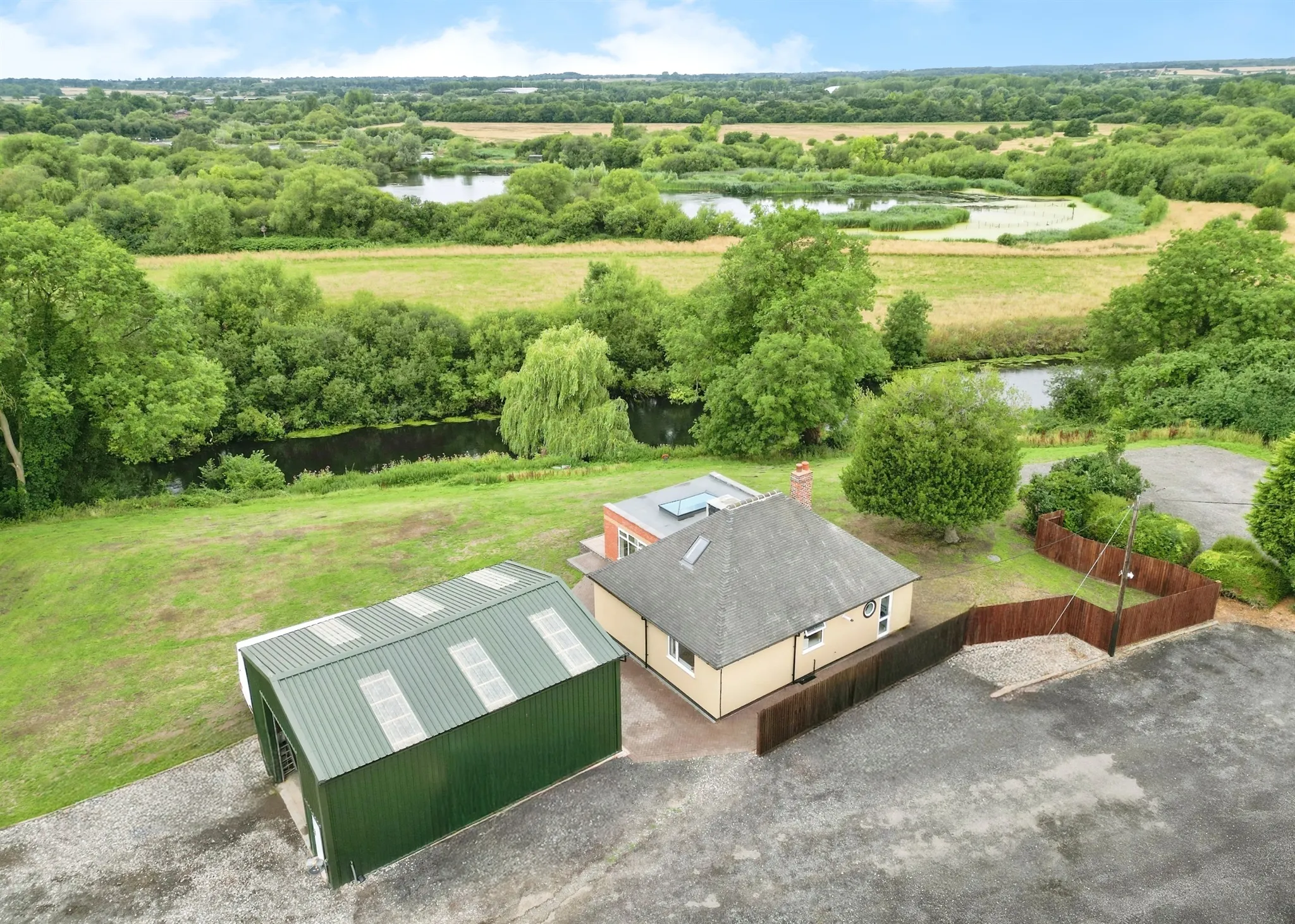 4 bed Detached