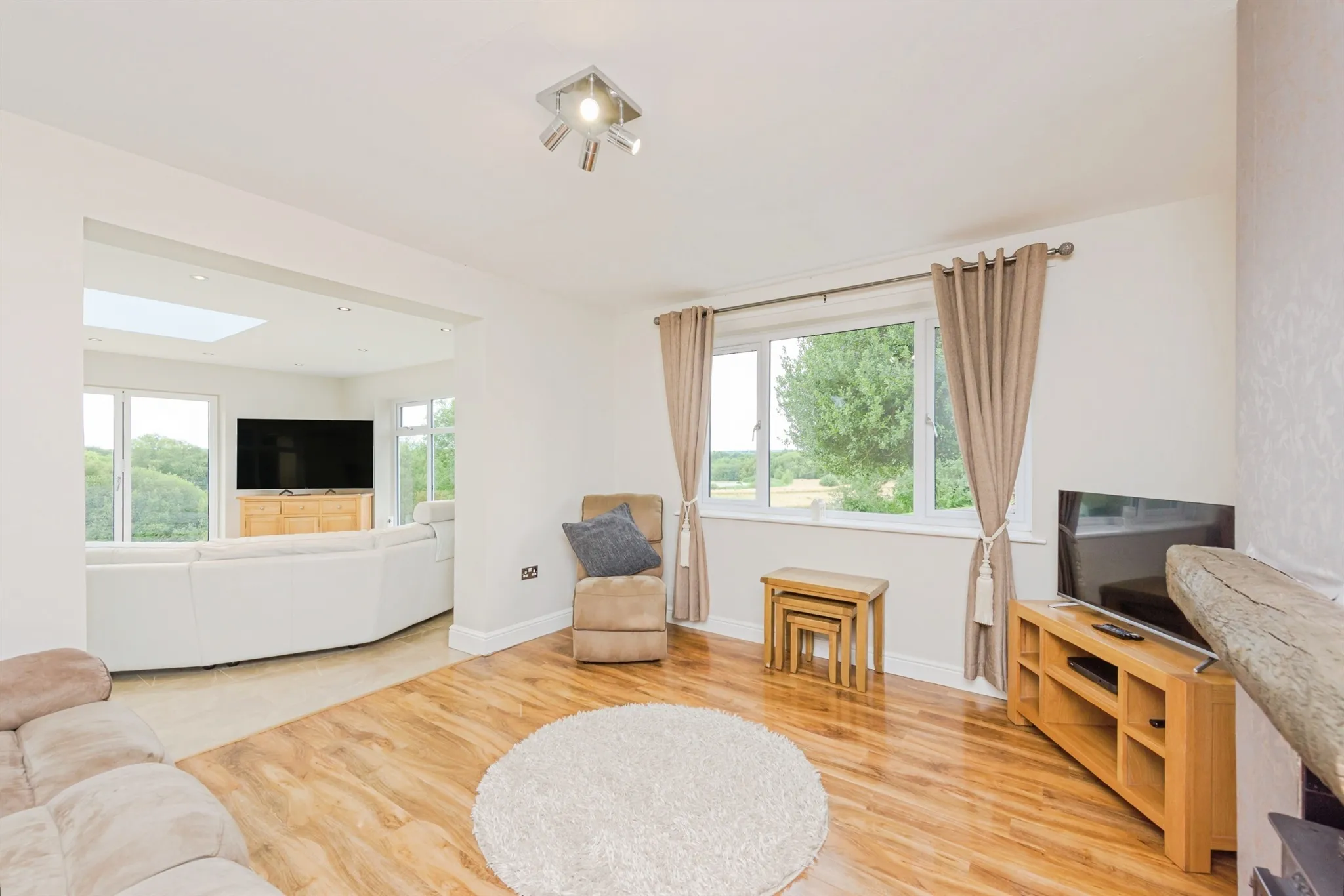4 bed Detached