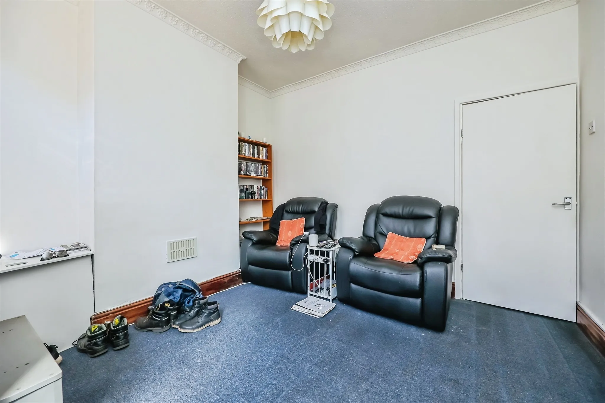 2 bed Terraced