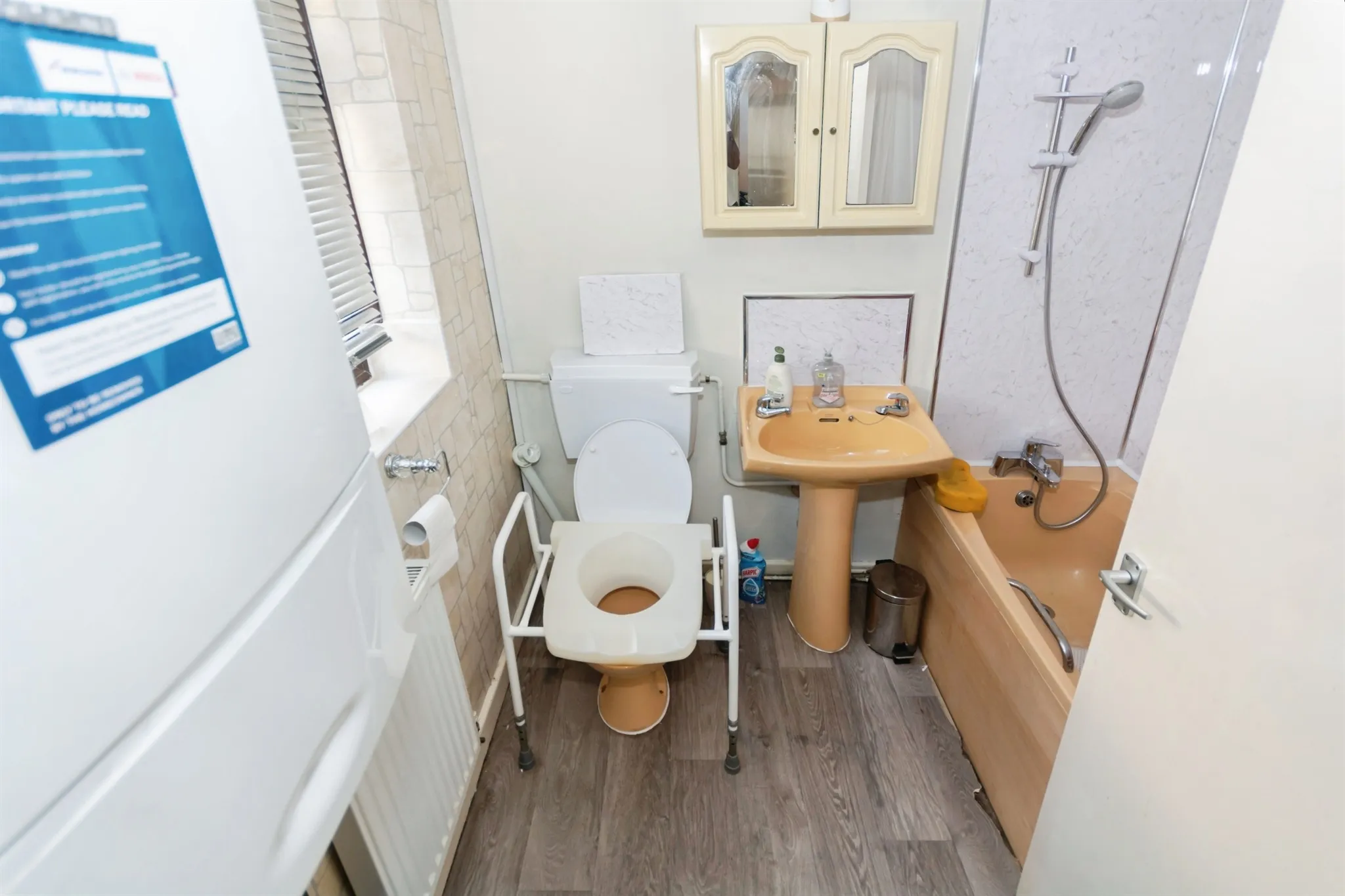 2 bed End of Terrace