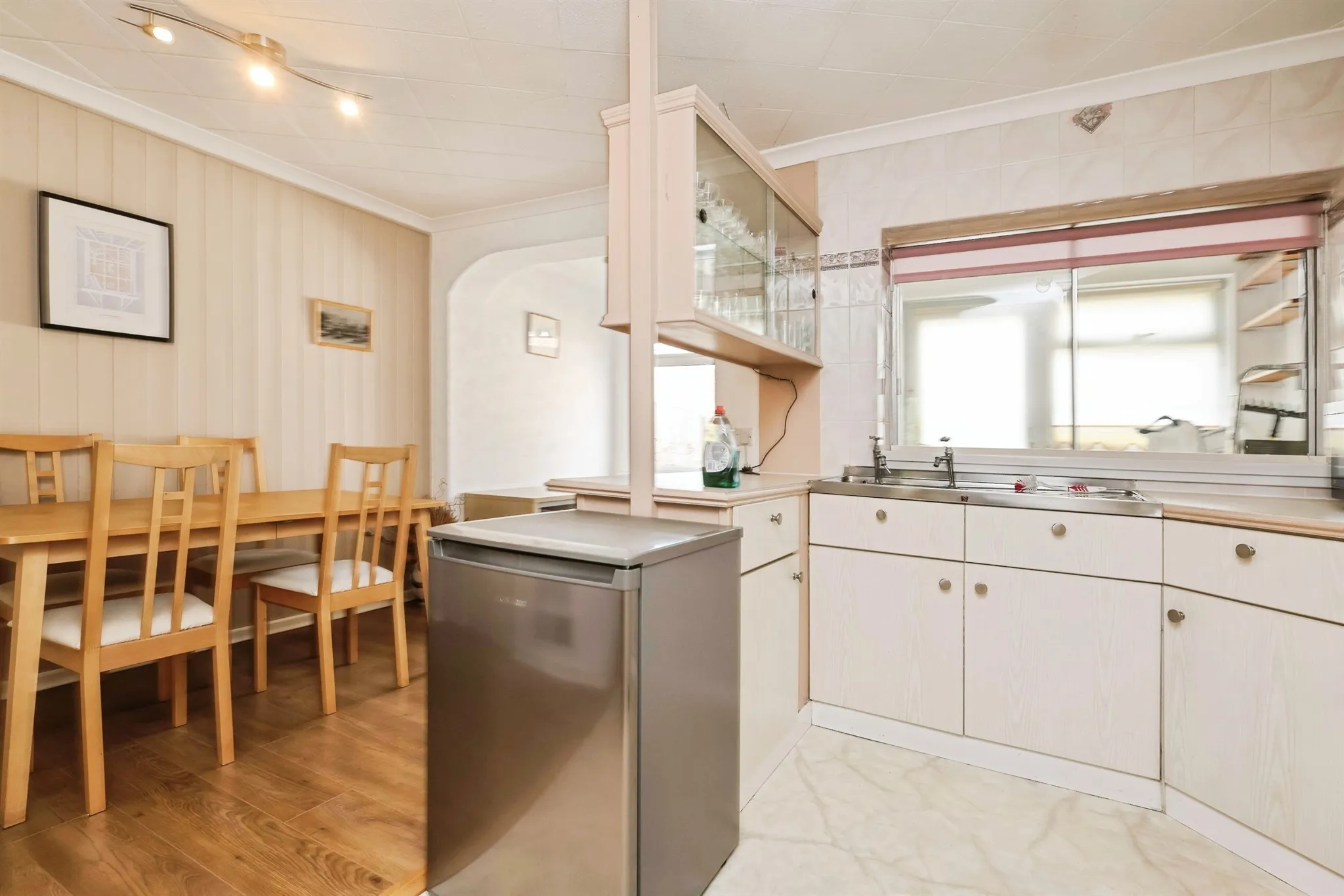 3 bed End of Terrace