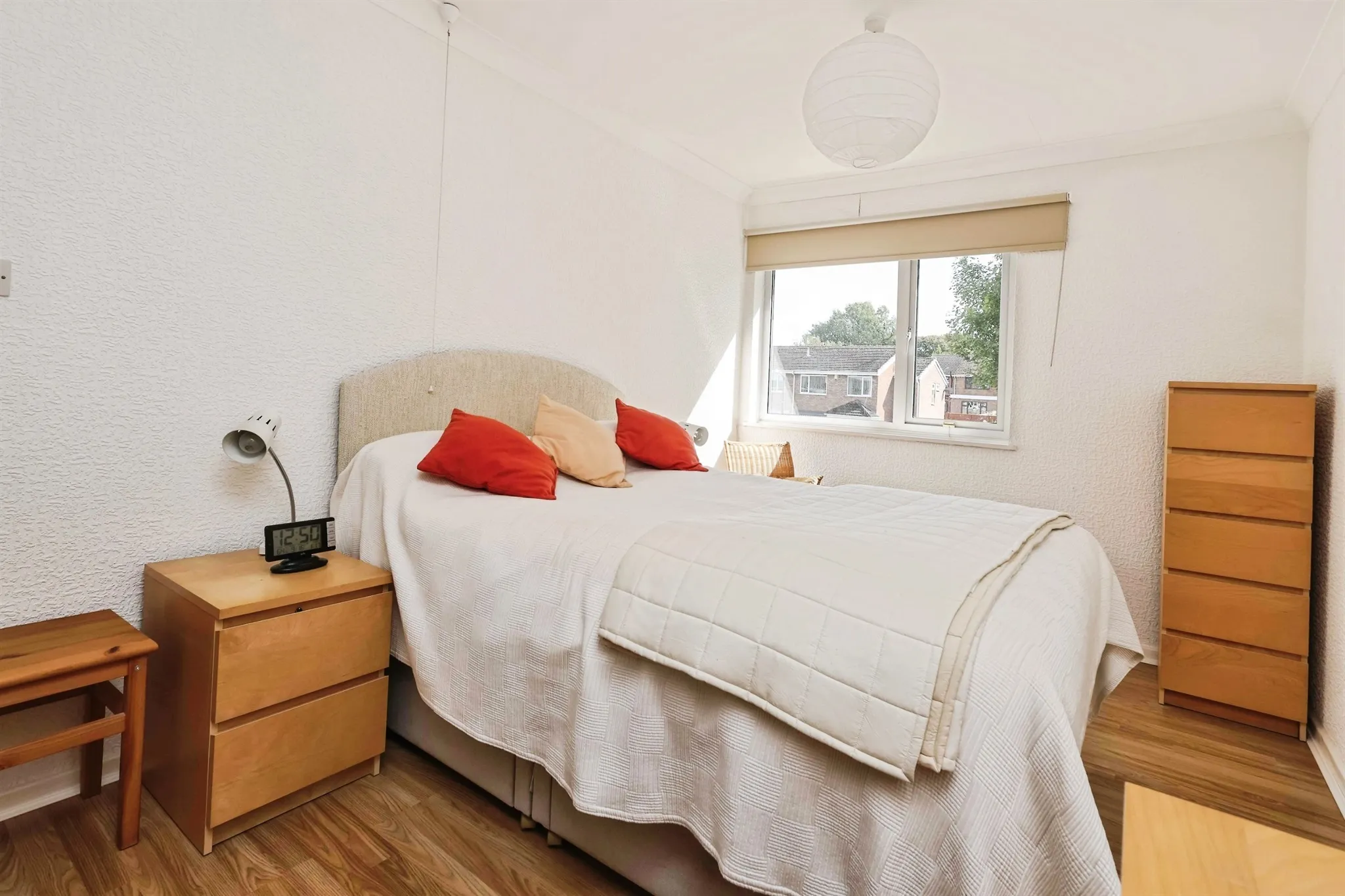 3 bed End of Terrace