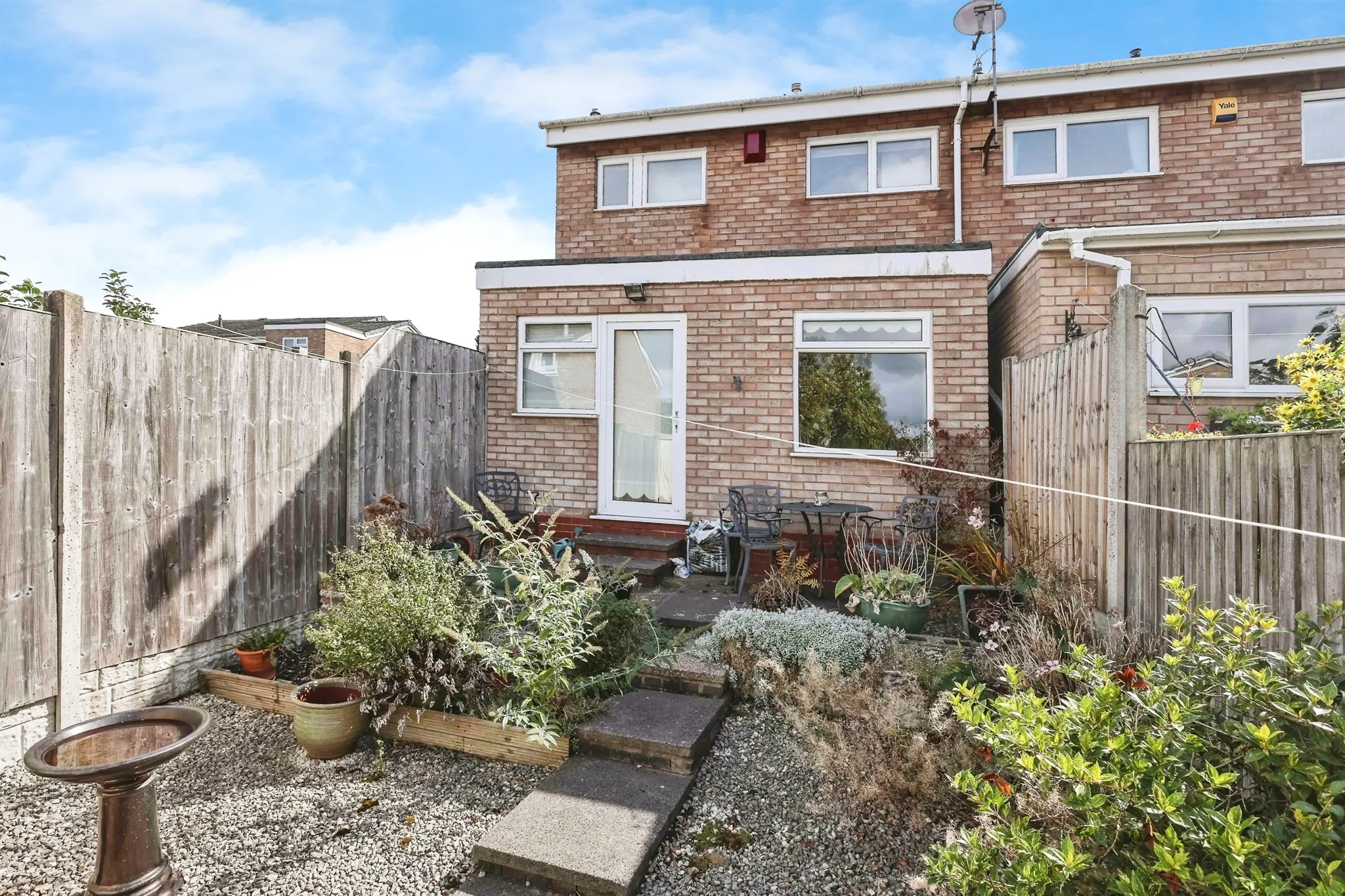 3 bed End of Terrace