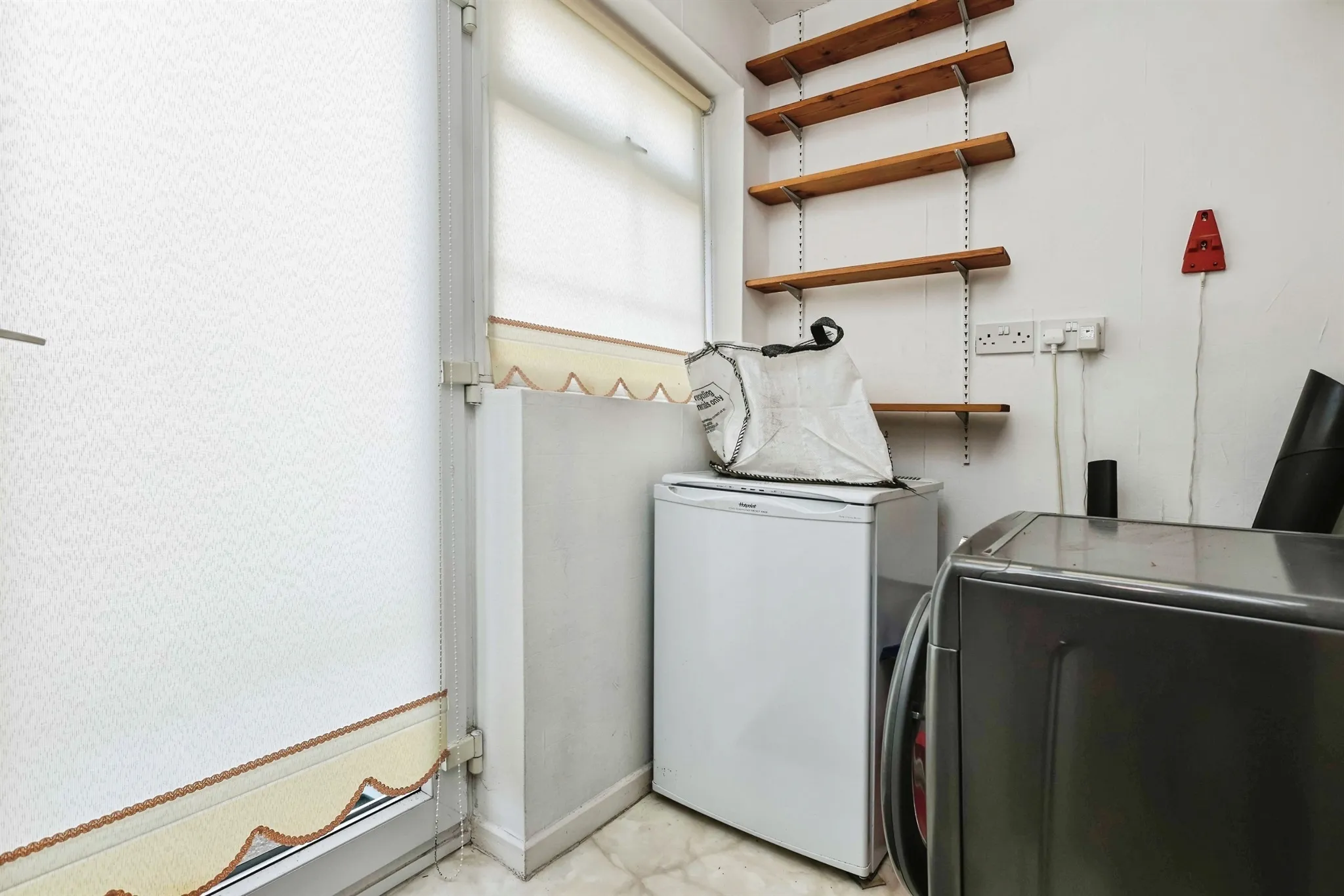 3 bed End of Terrace