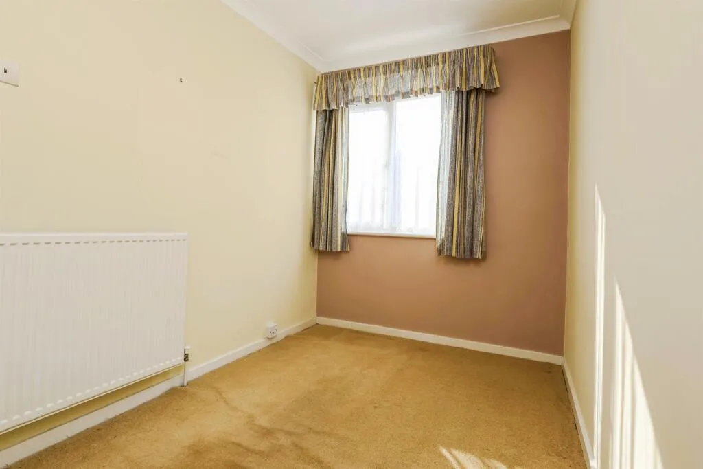 2 bed Maisonette