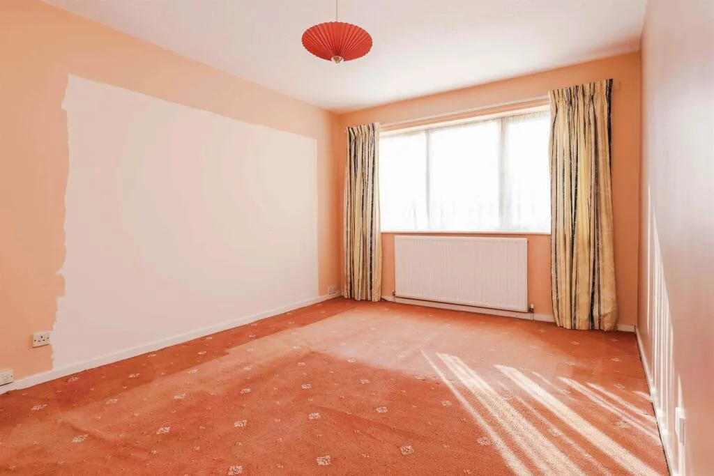 2 bed Maisonette