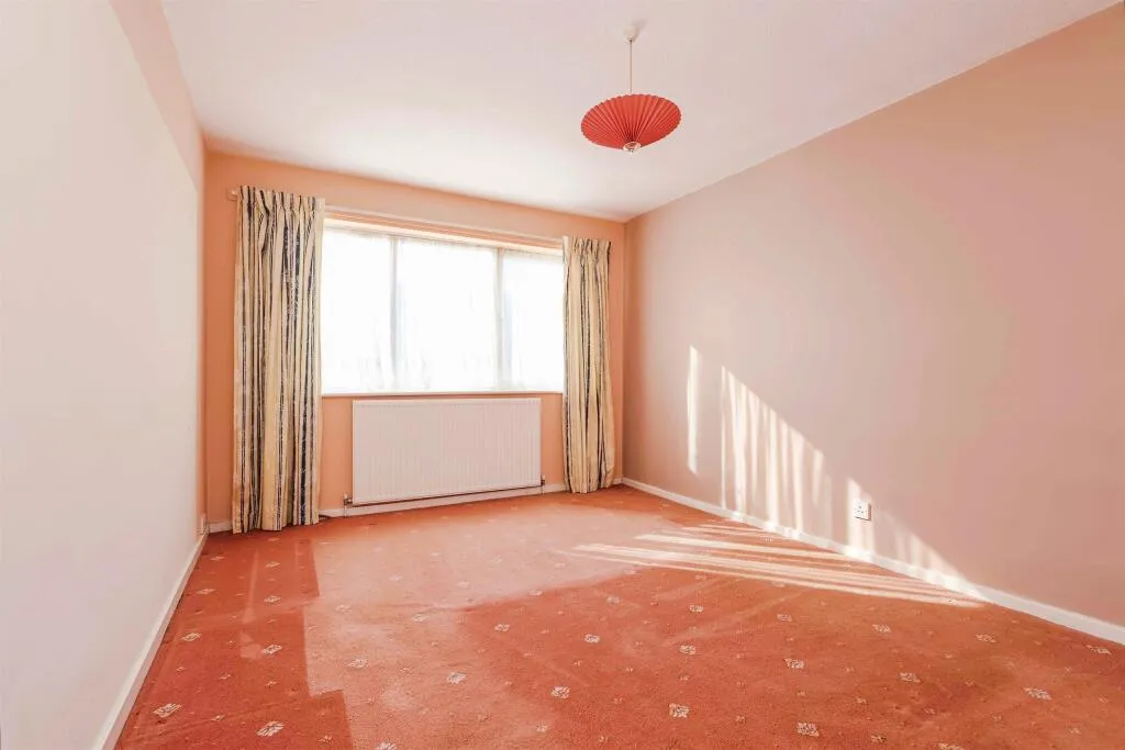 2 bed Maisonette