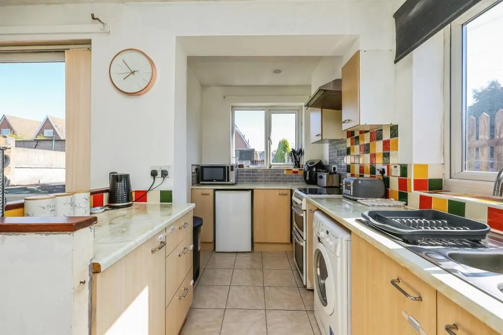 2 bed Semi-Detached