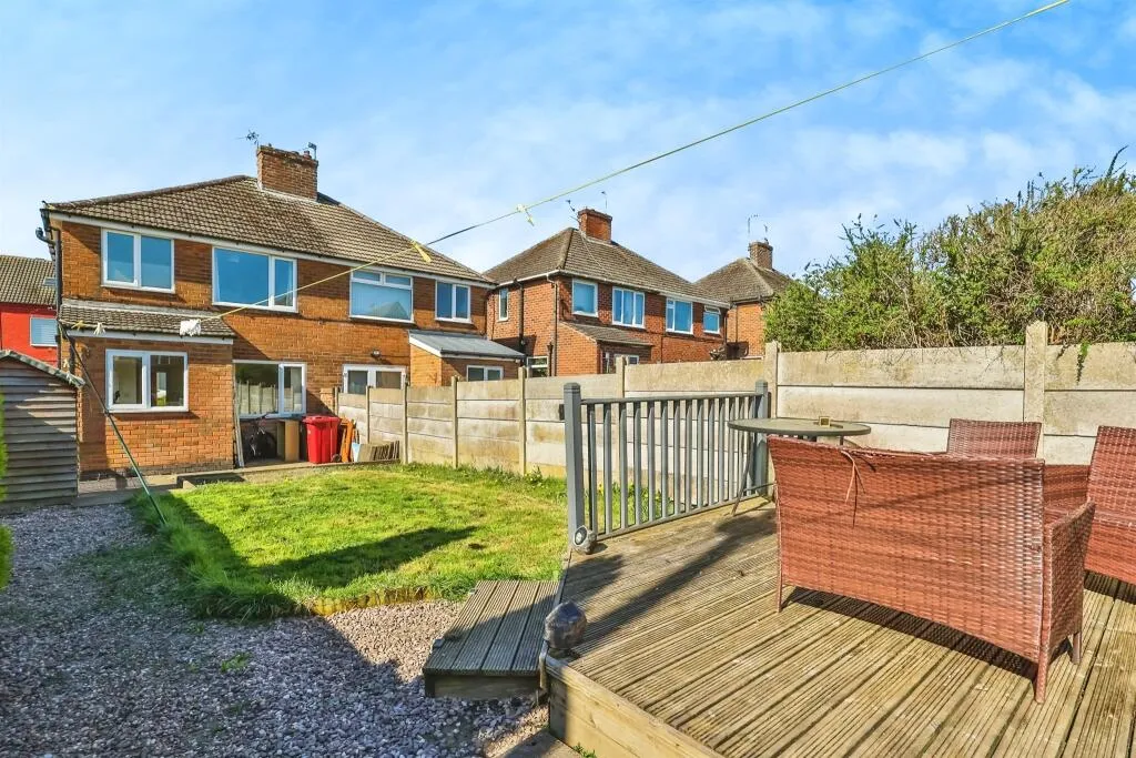 2 bed Semi-Detached