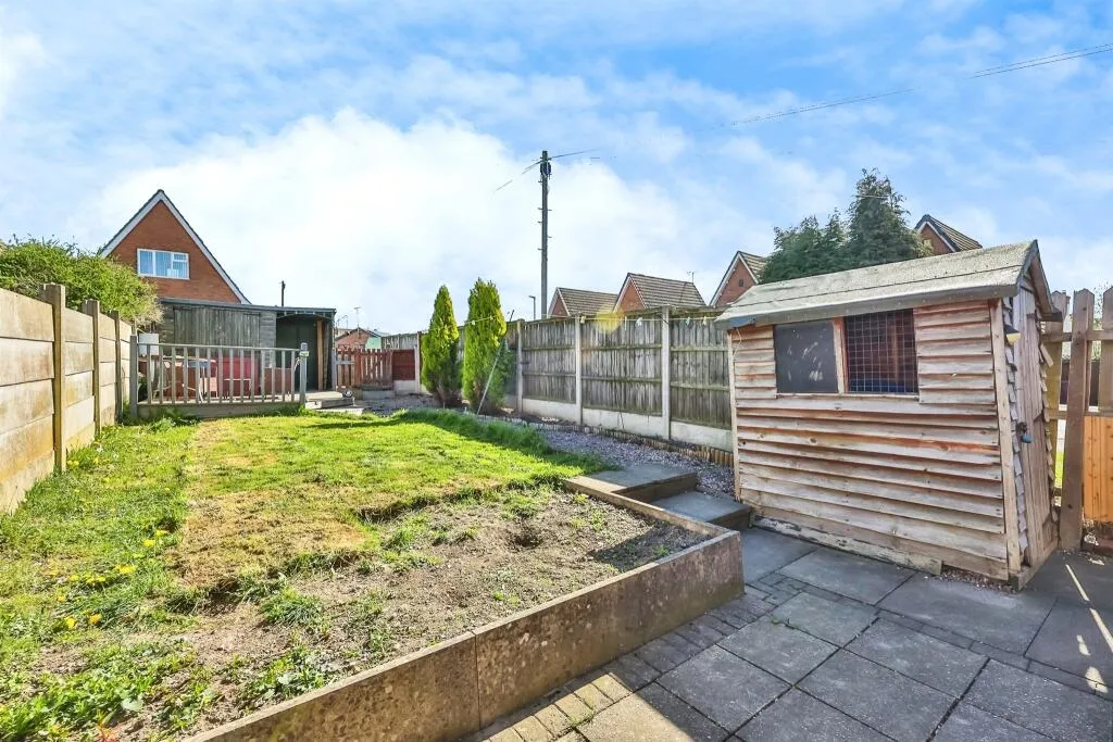 2 bed Semi-Detached