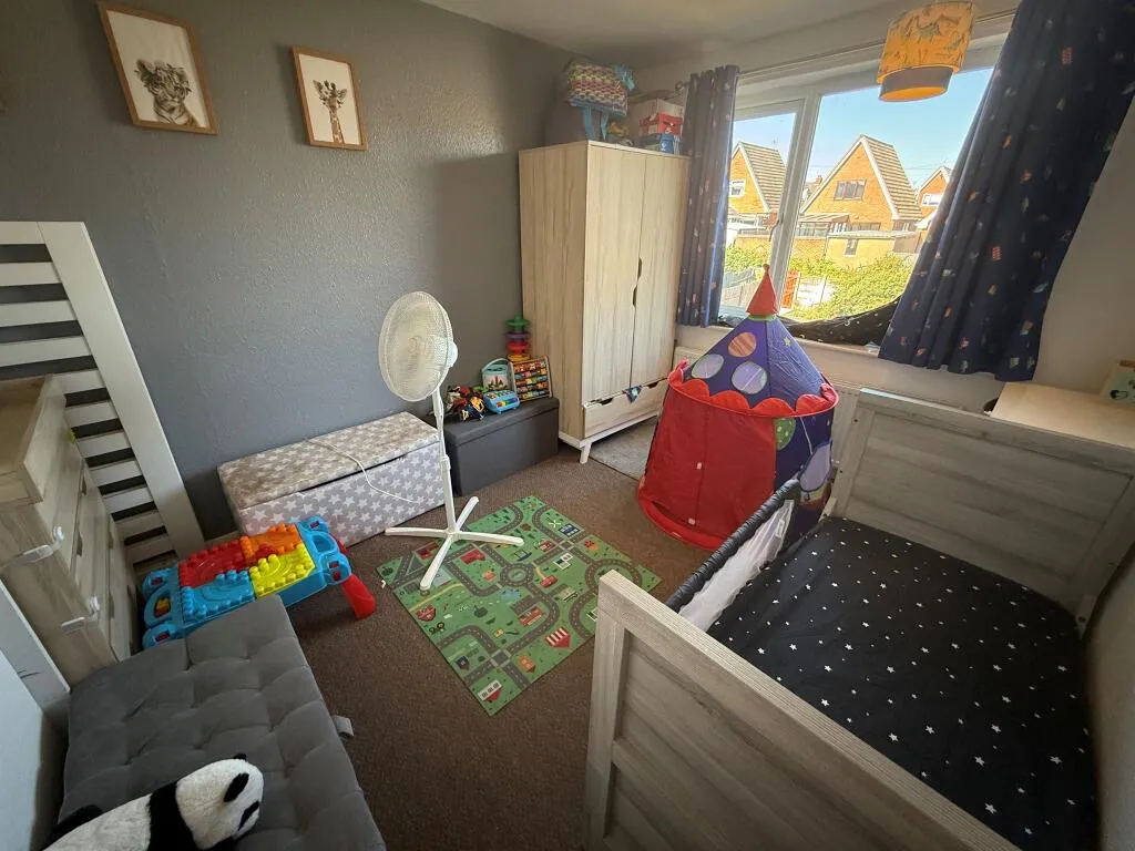 2 bed Semi-Detached