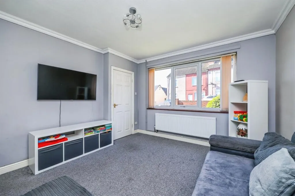 2 bed Semi-Detached