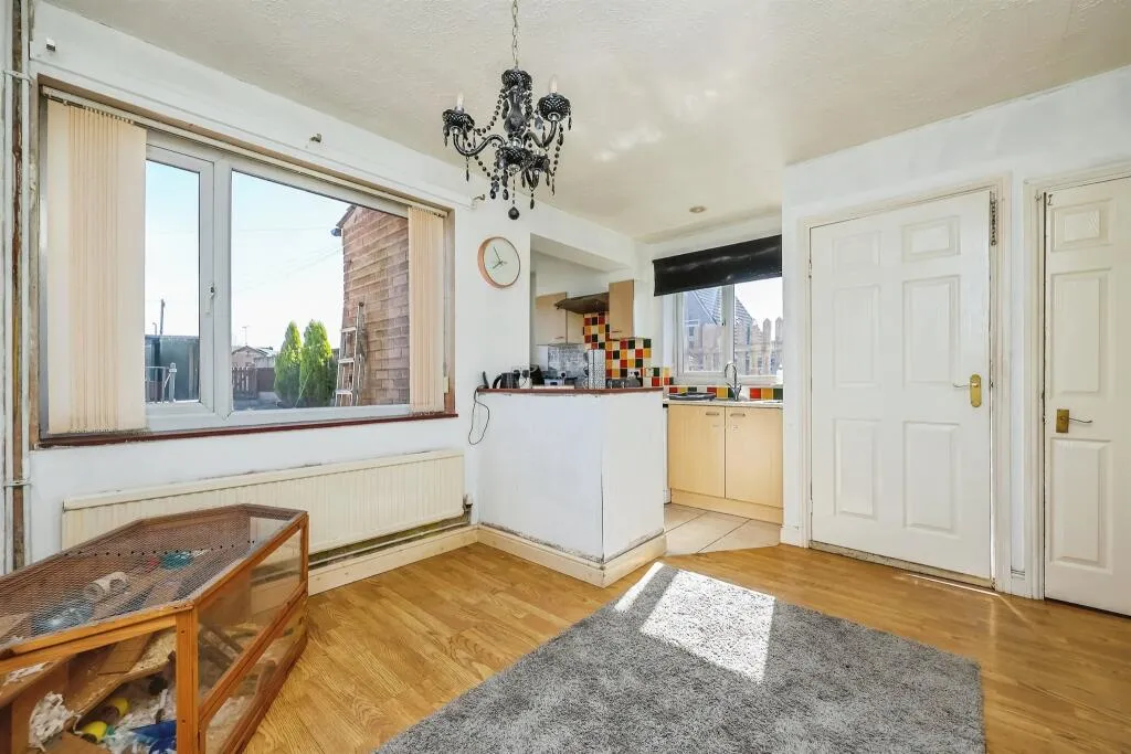 2 bed Semi-Detached