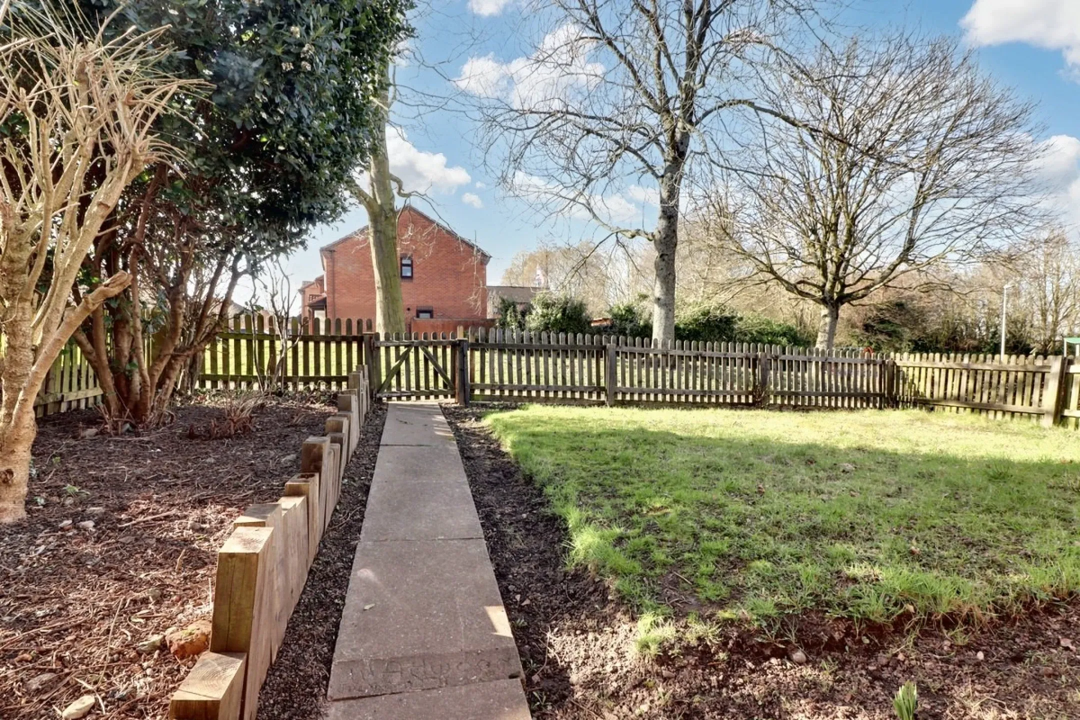 Hill Crest Road, Telford