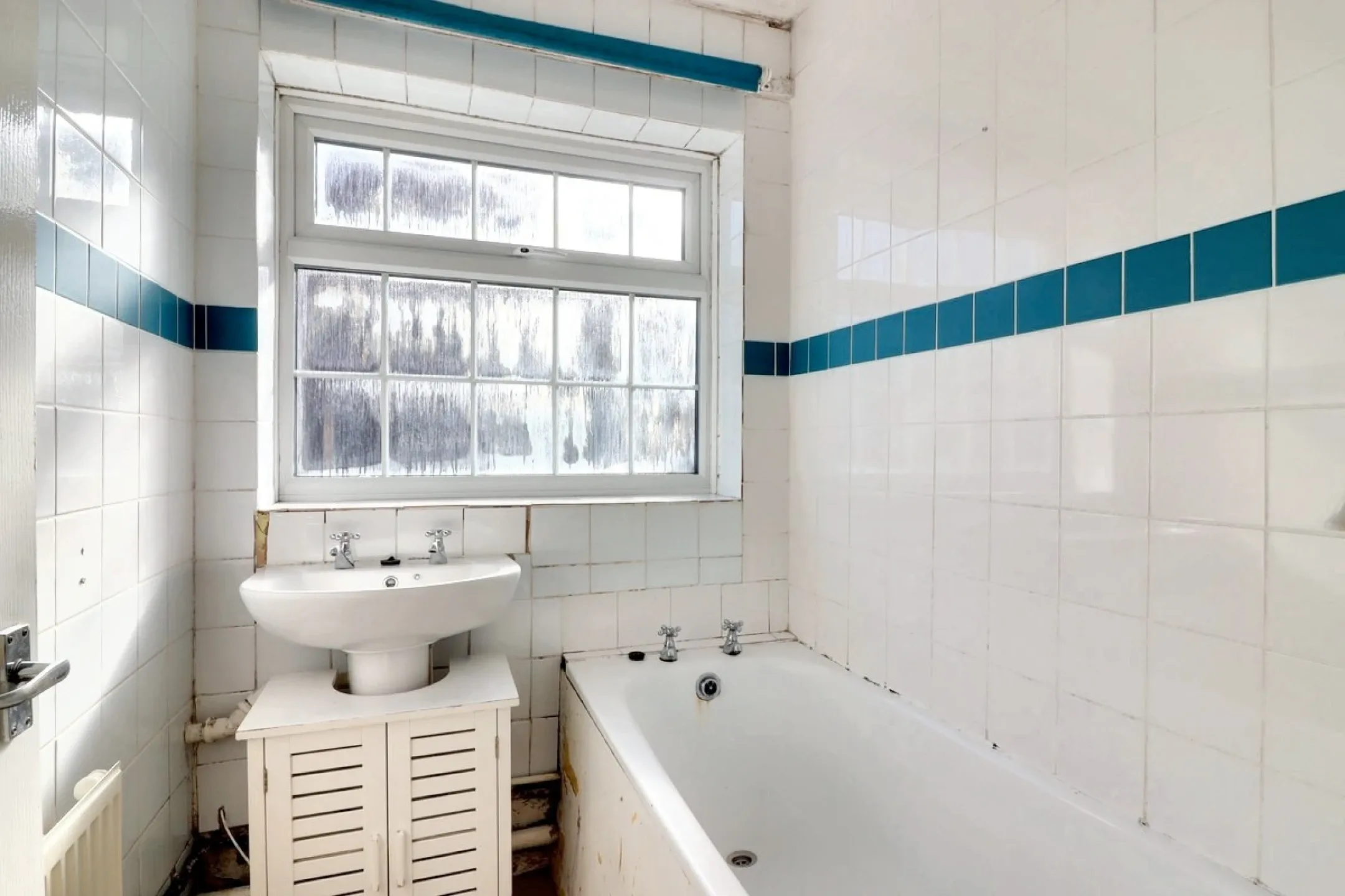 Hill Crest Road, Telford