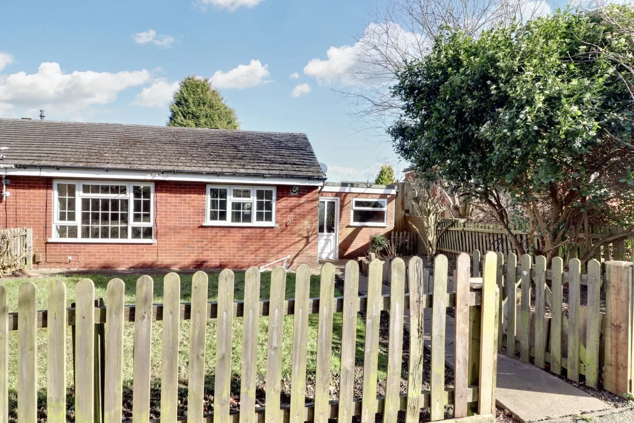 Hill Crest Road, Telford