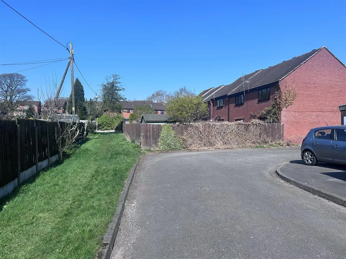 Stonehouse Road, Werrington Stoke-On-Trent ST9 0JX