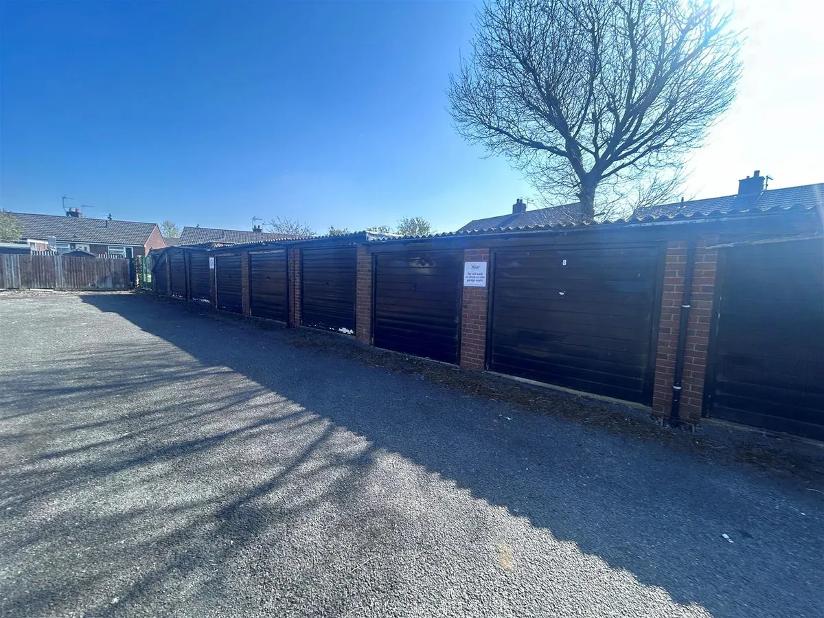 Stonehouse Road, Werrington Stoke-On-Trent ST9 0JX