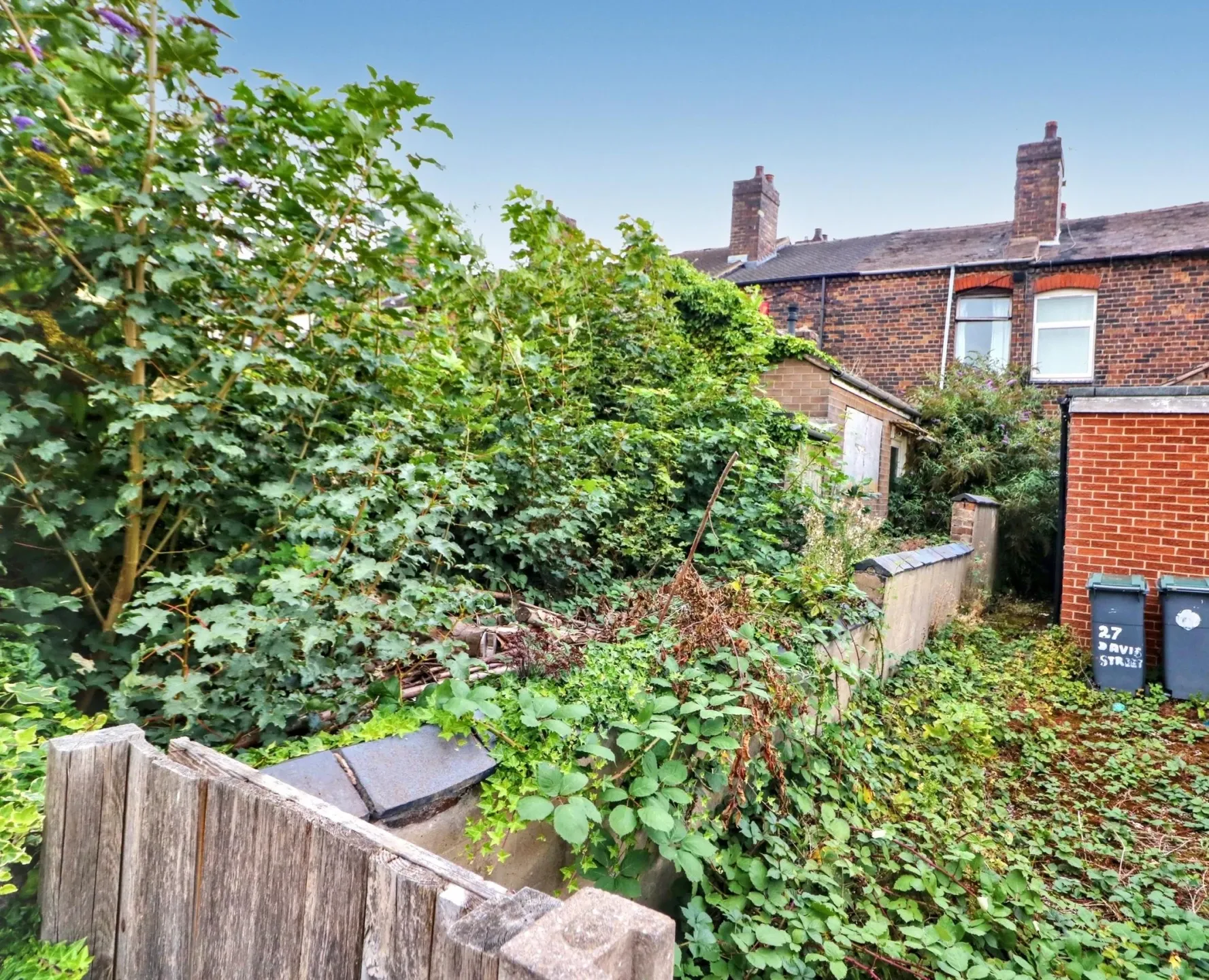 Davis Street, Stoke-On-Trent ST4 7AD